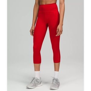 Lululemon Swift Speed HR Crop 21” size 6